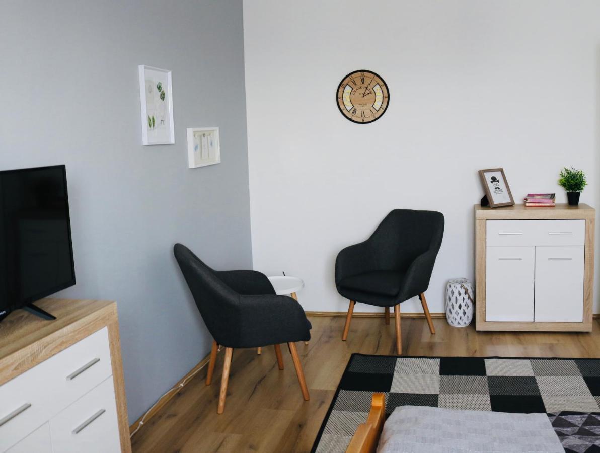 Levendula Apartman Pecs Luaran gambar